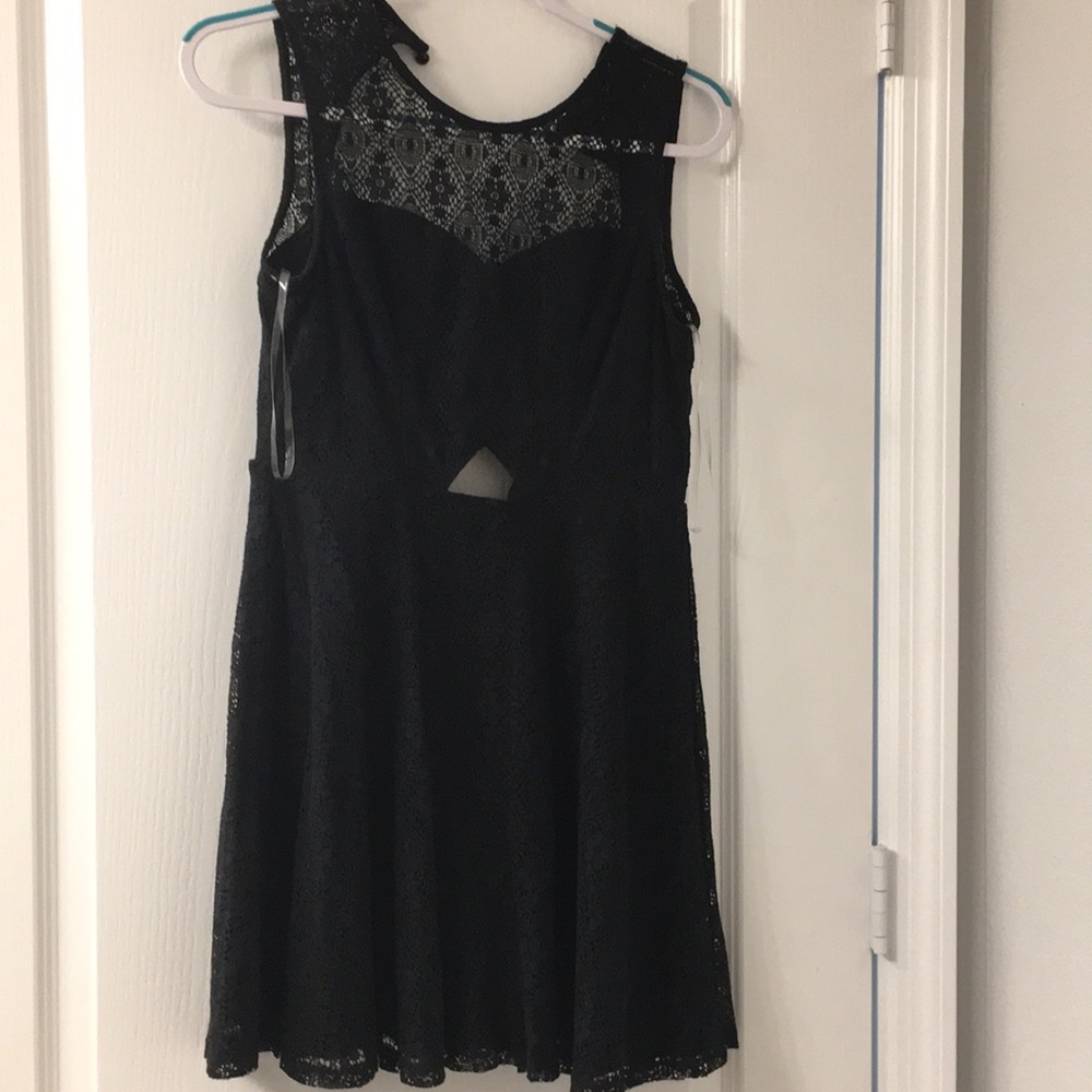 Francesca’s Little Black Dress